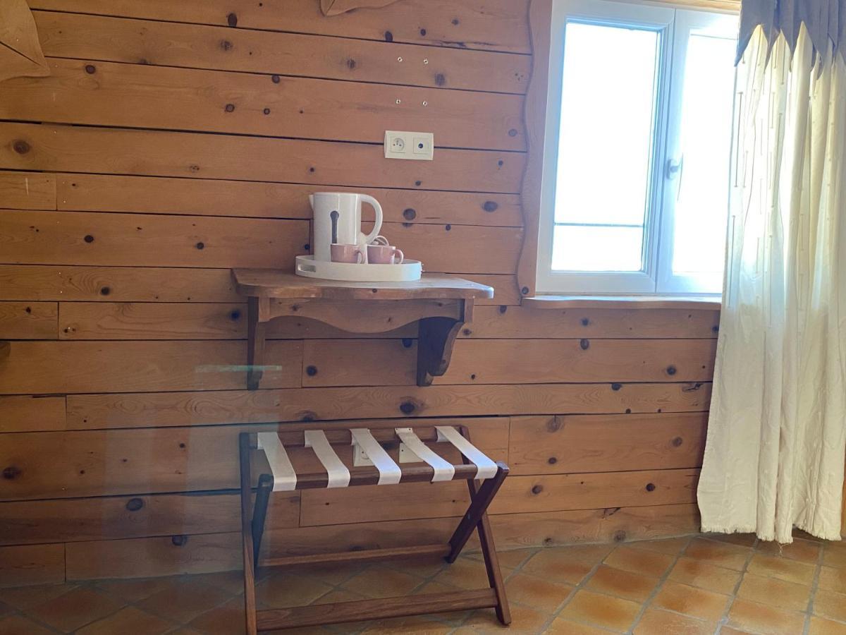 Le Rif Hotell Puygiron Exteriör bild
