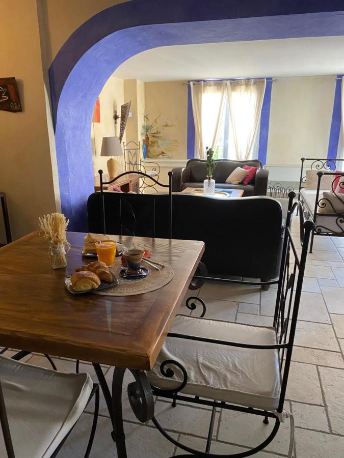 Le Rif Hotell Puygiron Exteriör bild