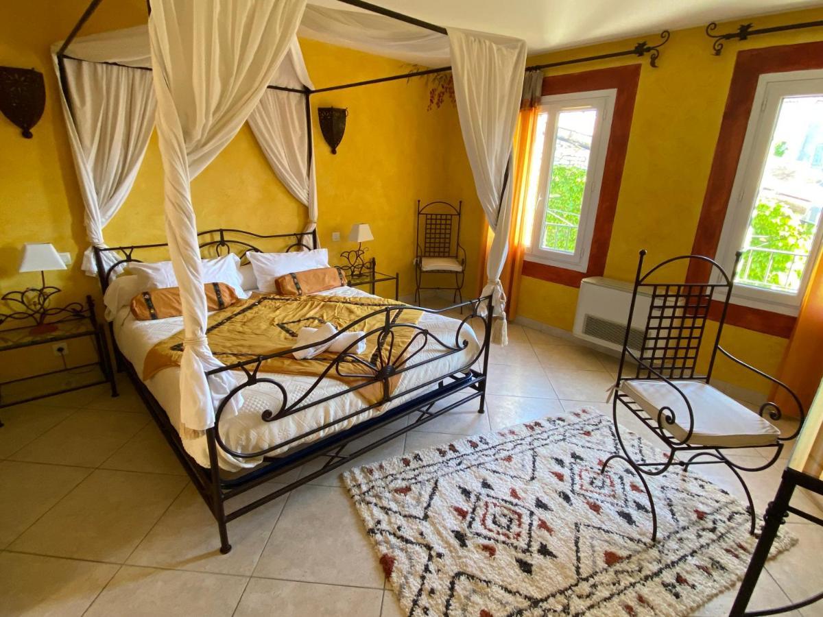 Le Rif Hotell Puygiron Exteriör bild